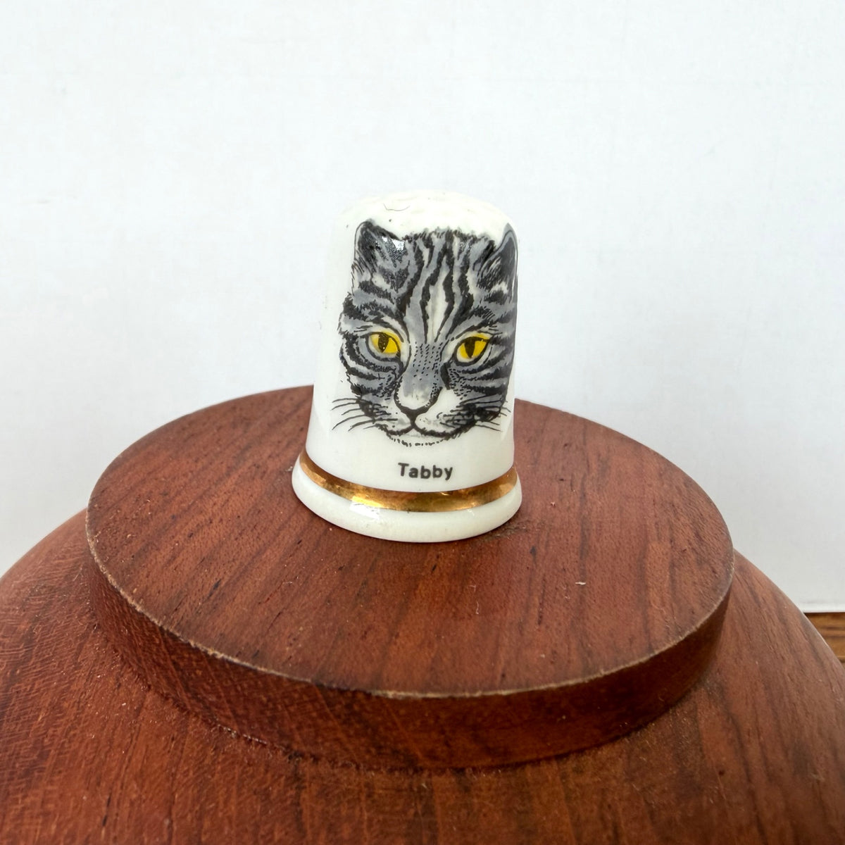 Vintage vingerhoedje Tabby kat