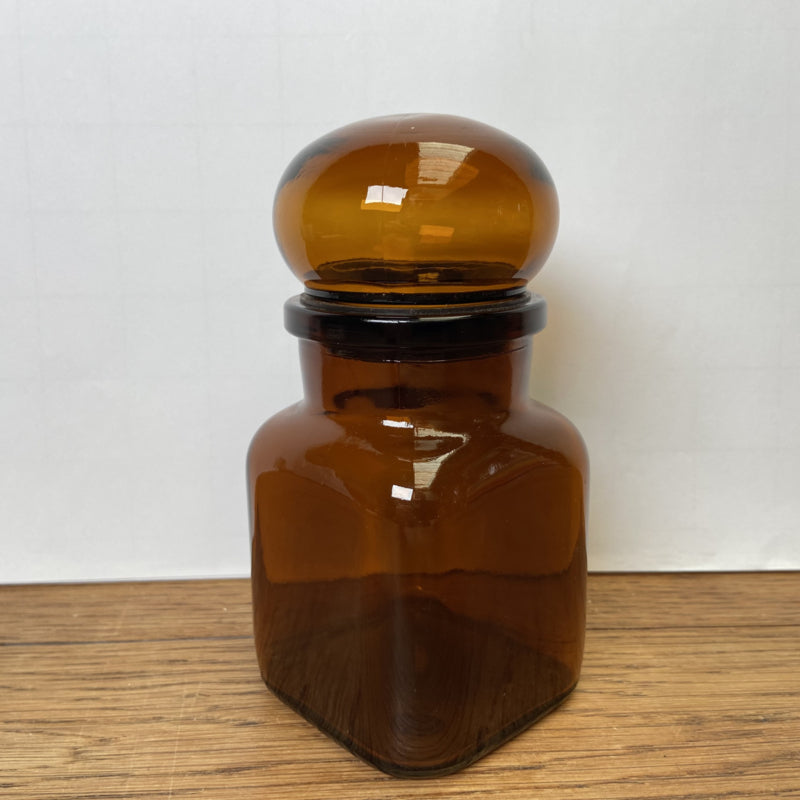 Apothekerspot bruin
