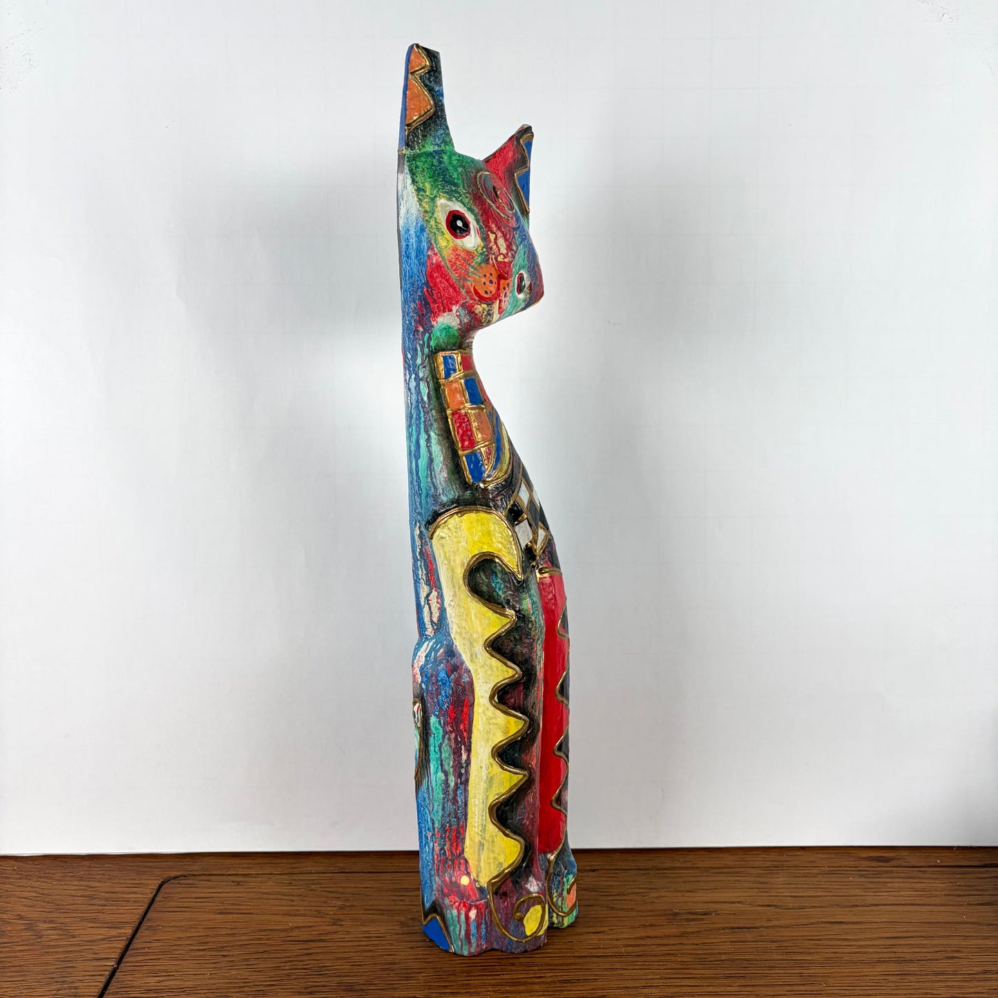 Vintage grote houten gekleurde kat