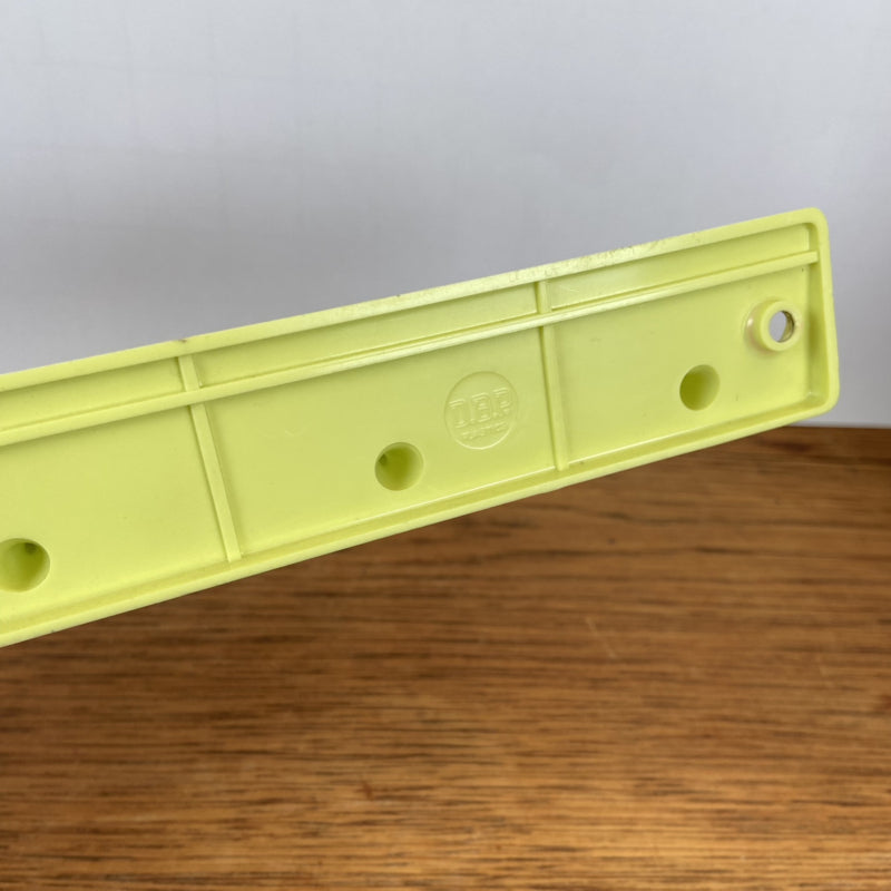 klein plastic handdoek rekje