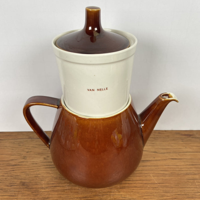 Vintage bruine Van nelle koffiepot met filter