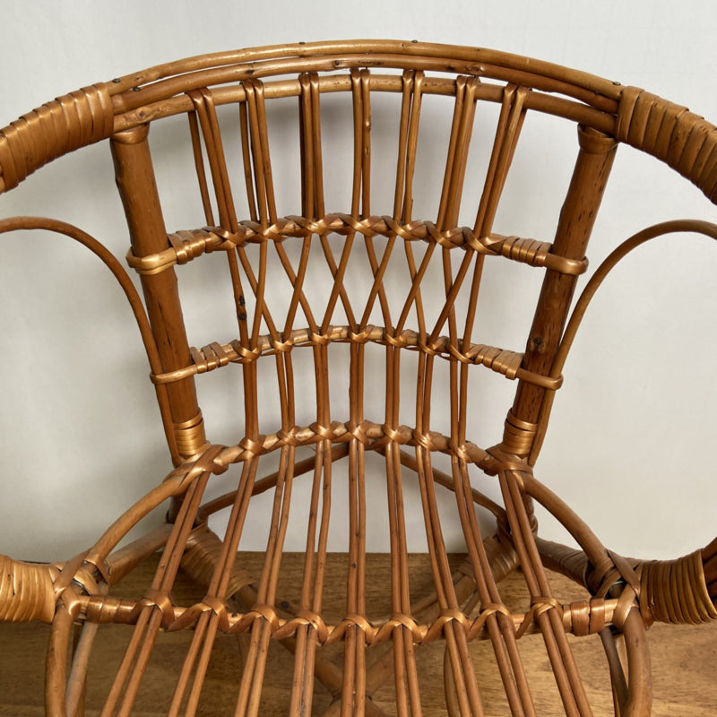 Vintage rieten kinderstoel