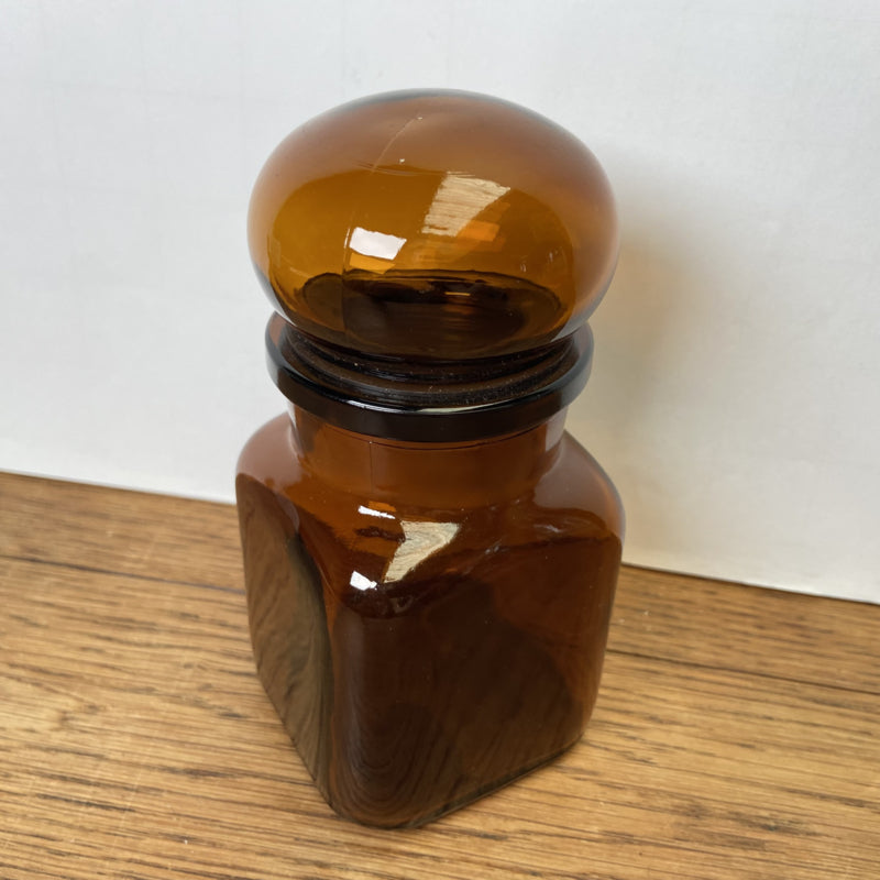 Apothekerspot bruin
