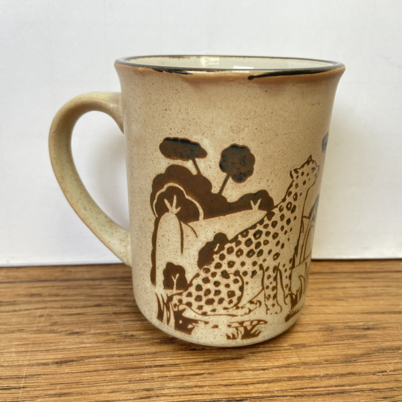 Vintage bruine mok met panter