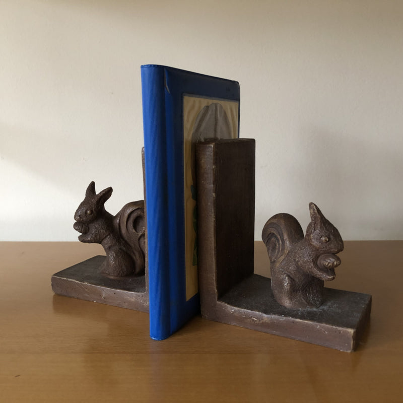 Boekensteunen eekhoorn