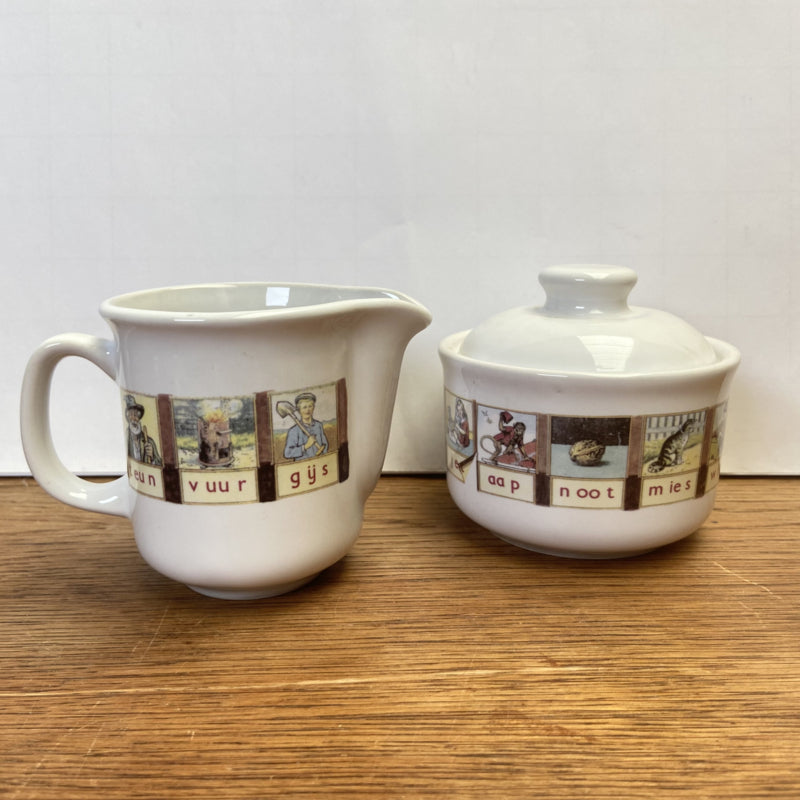 Melk en suiker potje aap noot mies