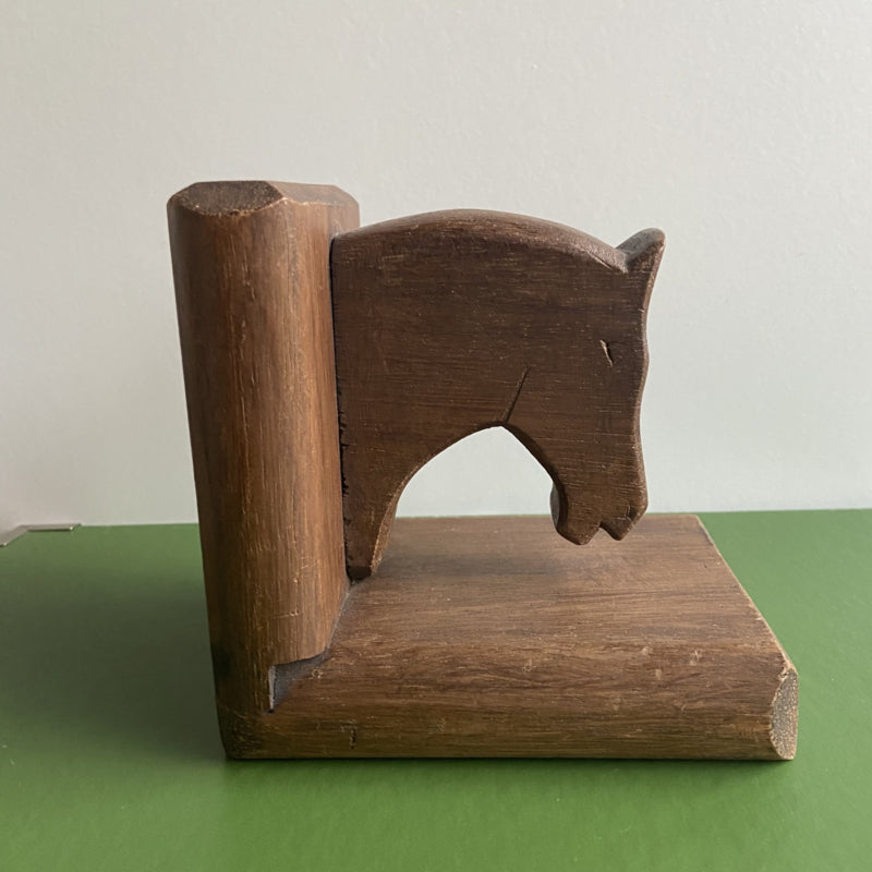 Houten boekensteunen paarden