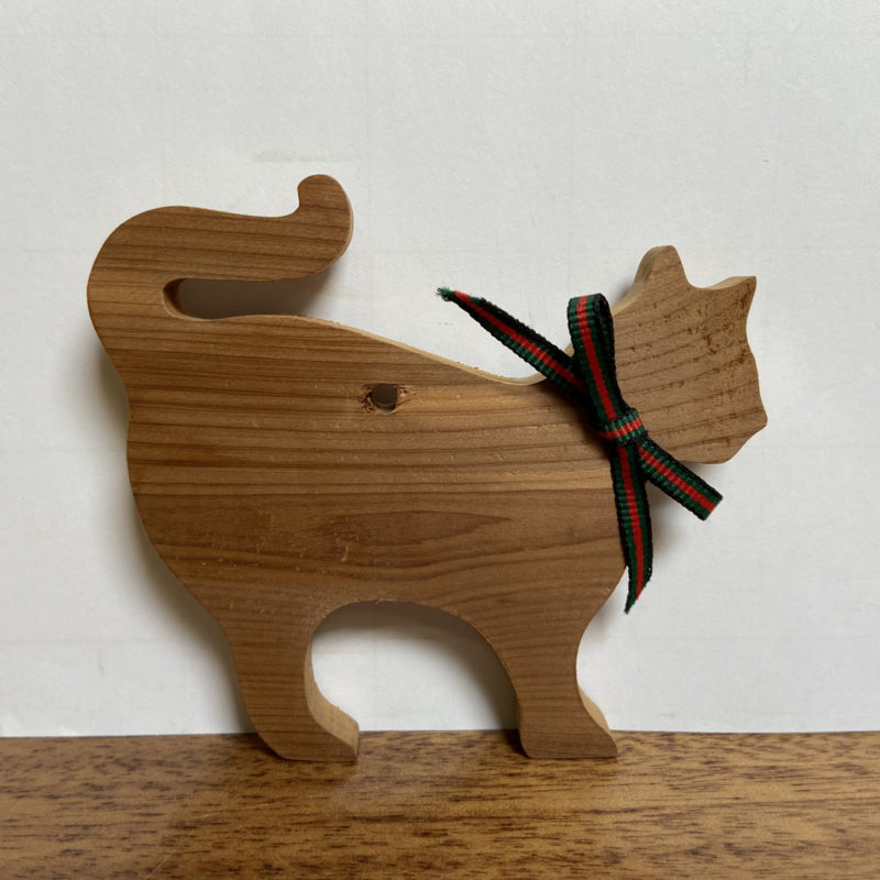 Houten kat hanger