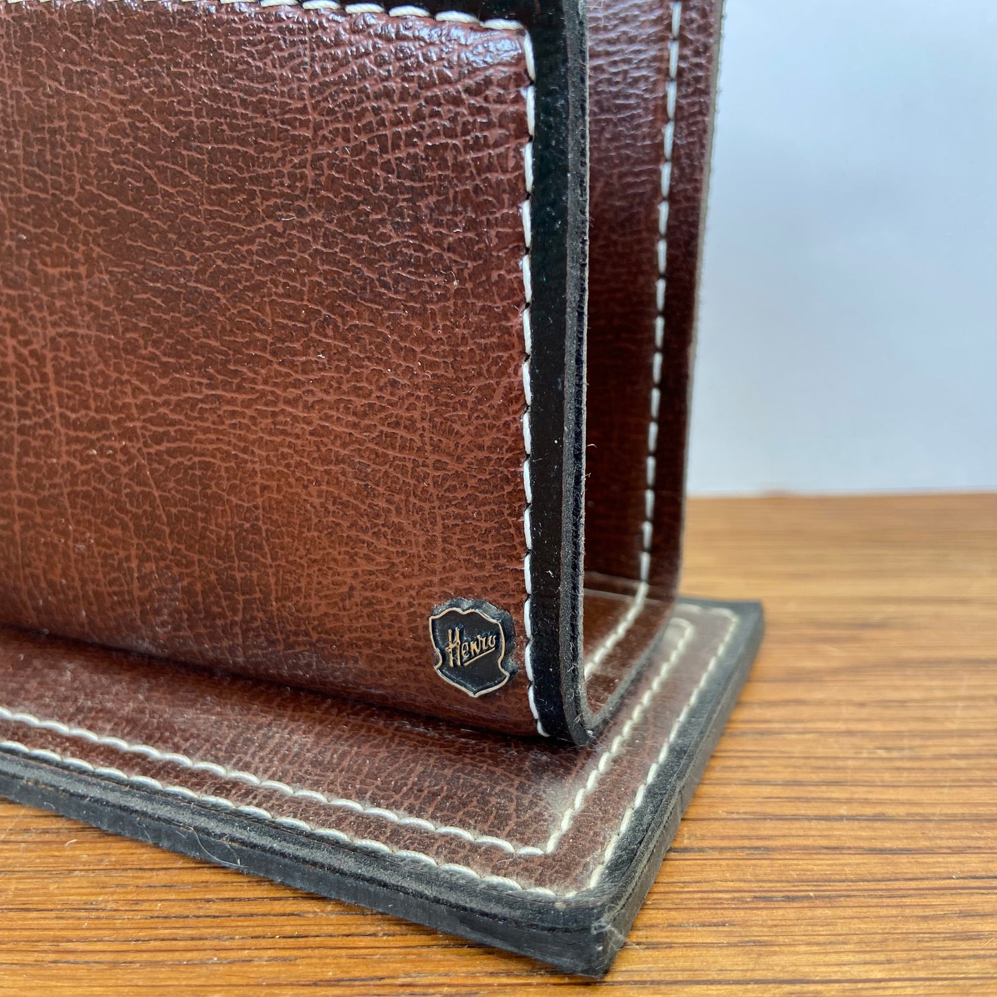 Vintage brievenhouder van leer