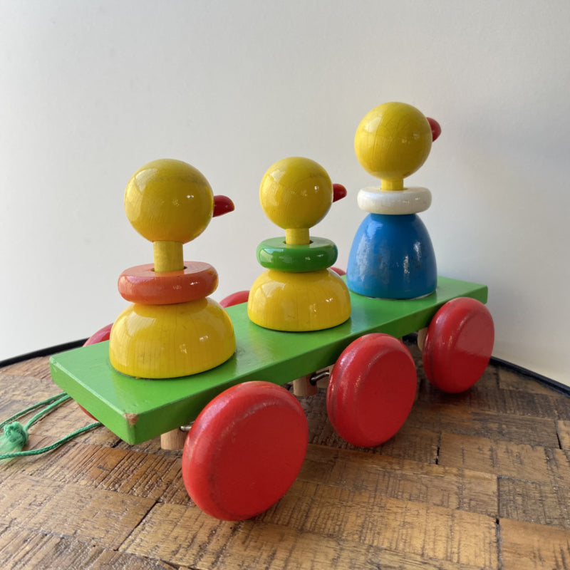 Vintage houten trekeendjes