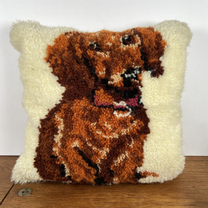 Knoop kussen teckel