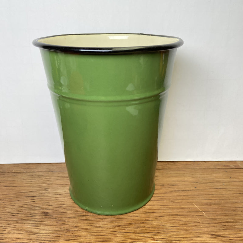 Groene emaille vaas