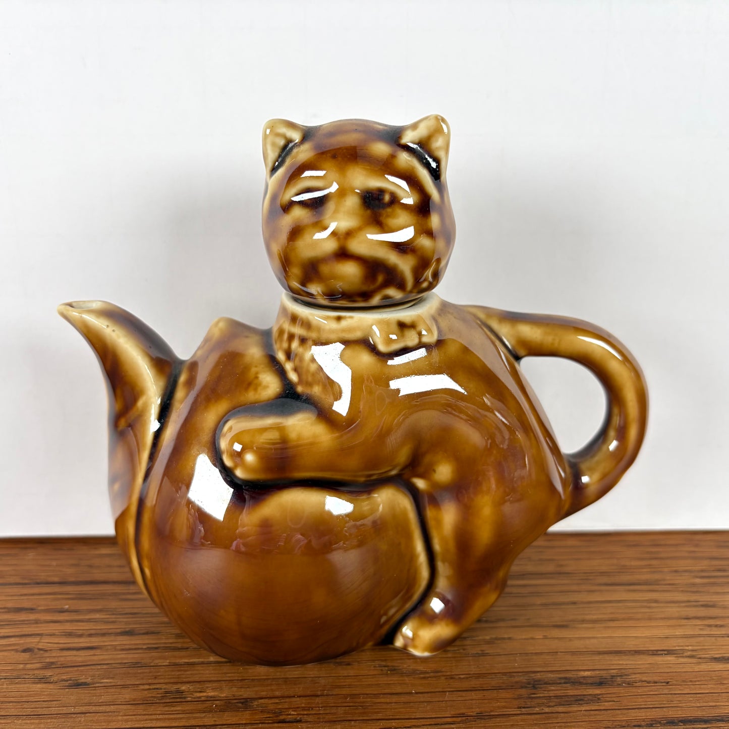 Vintage theepotje kat