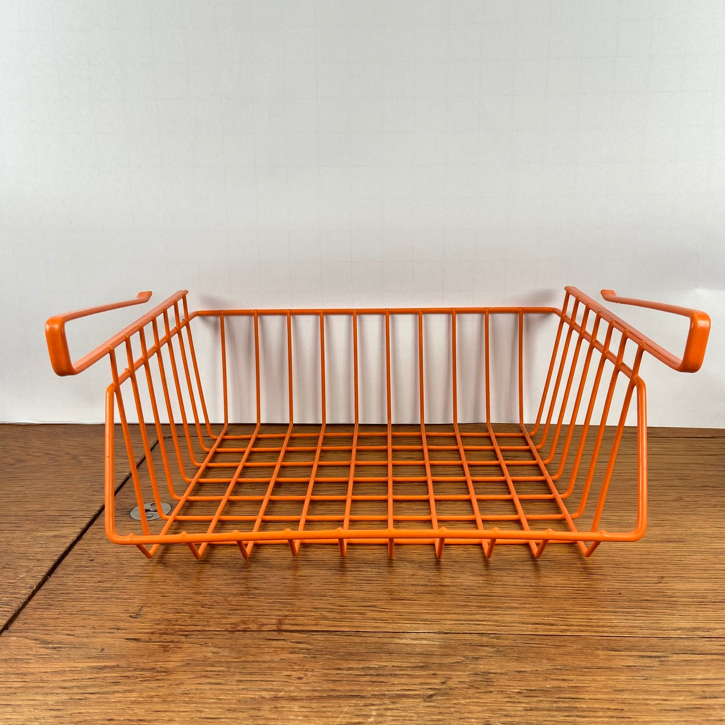 Plastic draad mandje oranje