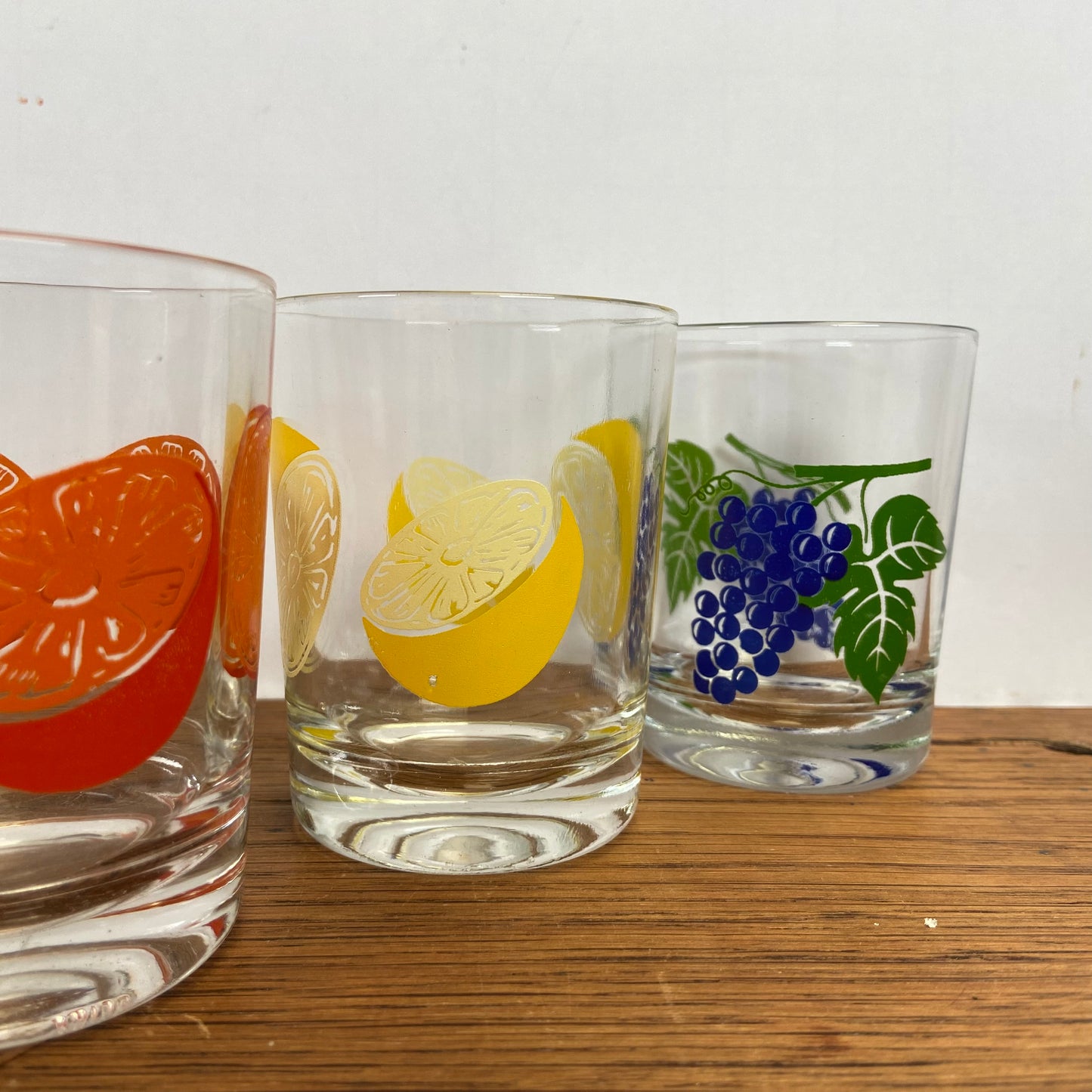 3 kleine vintage fruitglaasjes