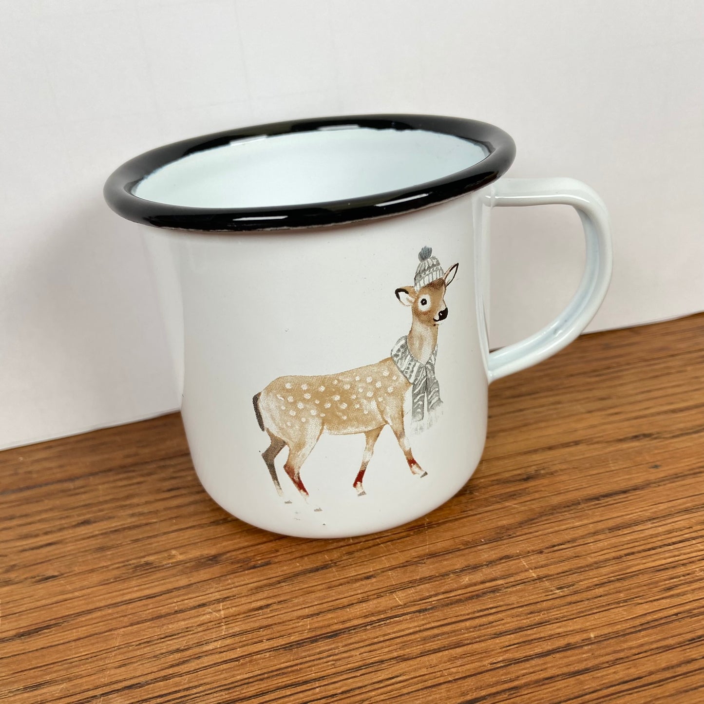 Emaille beker met winter hertje