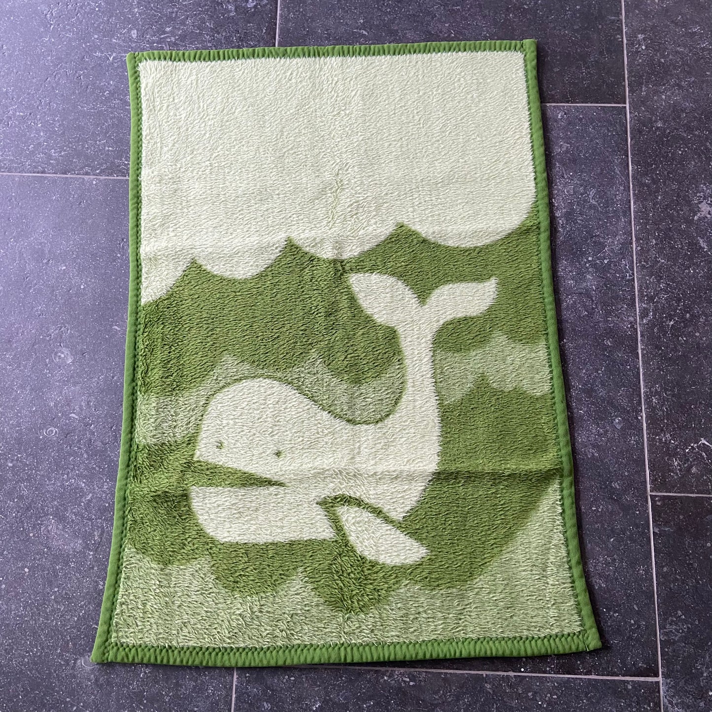 Vintage kinderdeken groen