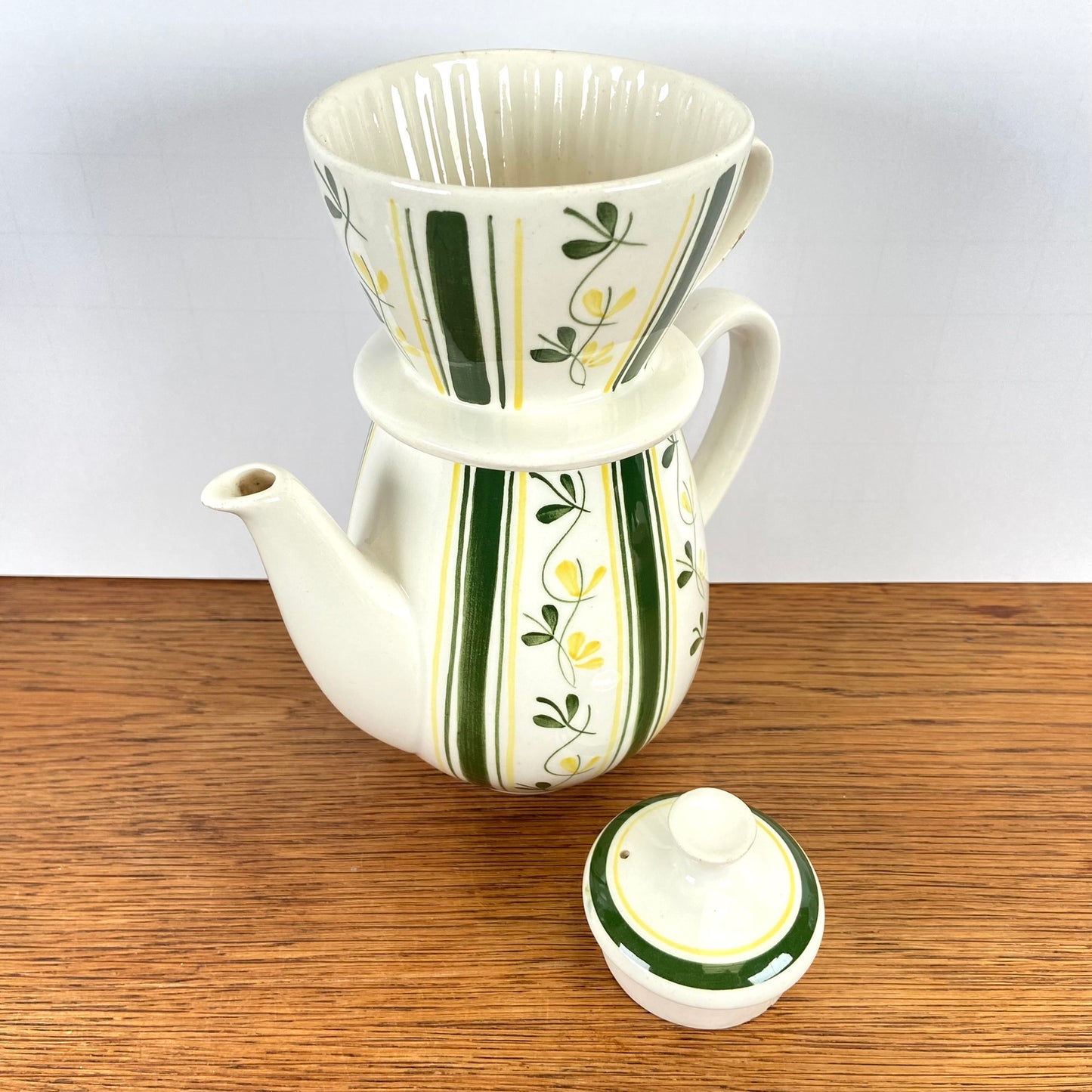 Vintage koffiepotje met filter