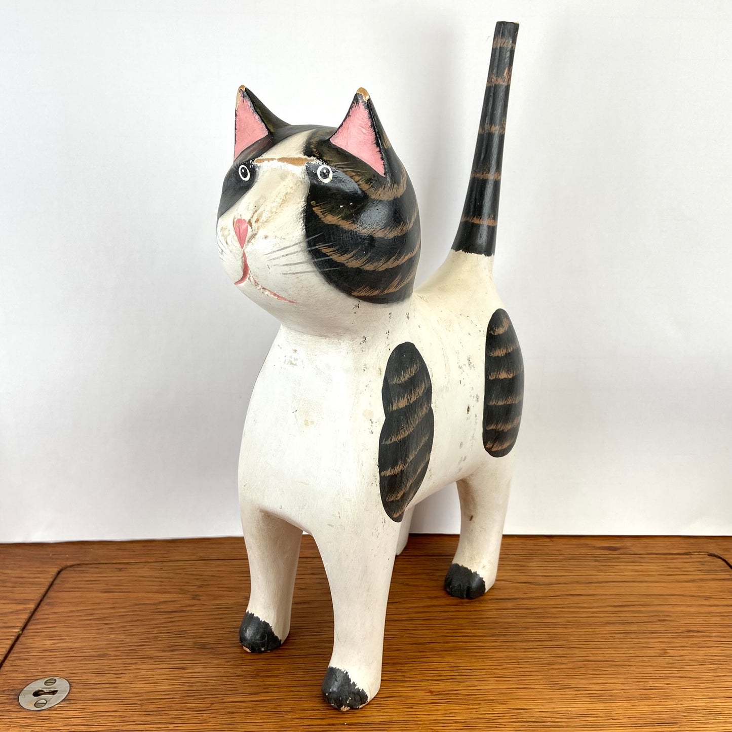 Grote houten kat