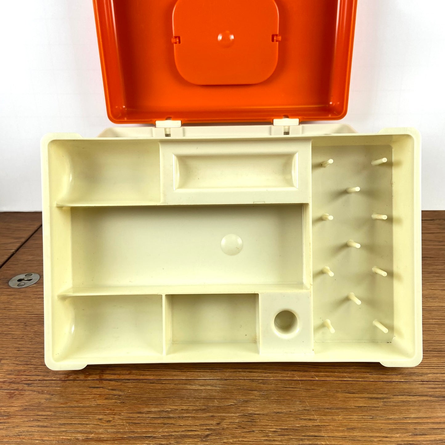 Kleine vintage naaibox curver
