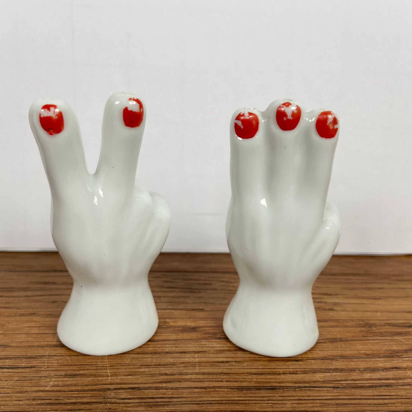 Peper- en zoutstel handjes
