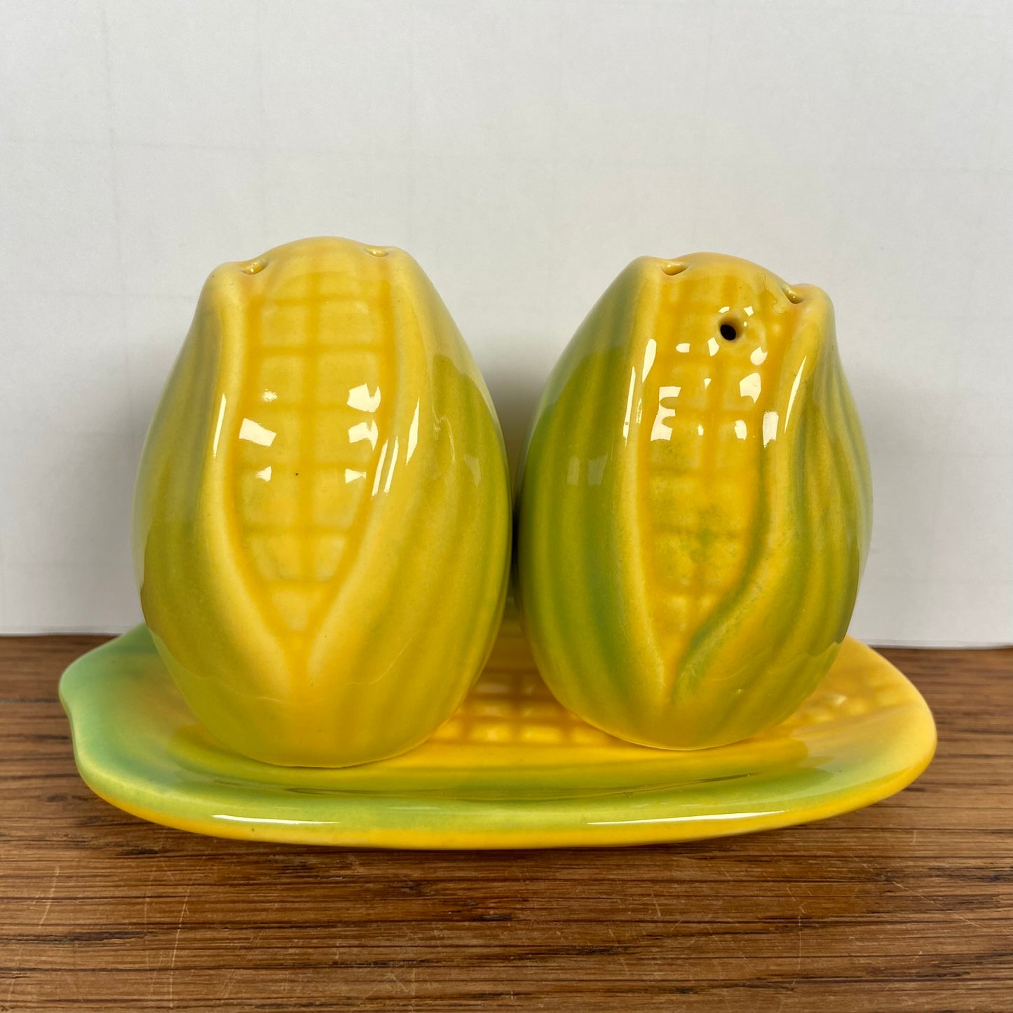 Peper en zoutstel maiskolven