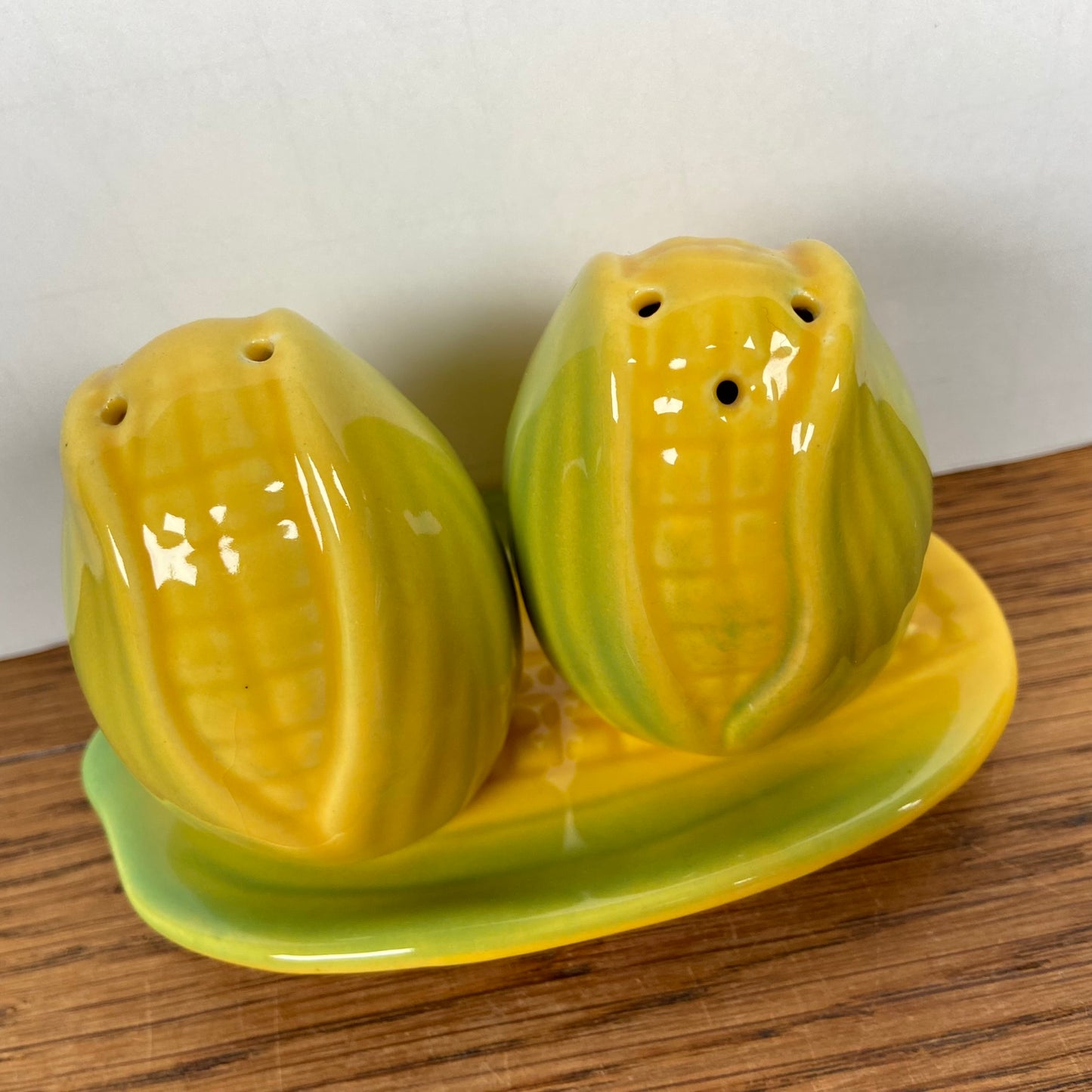 Peper en zoutstel maiskolven