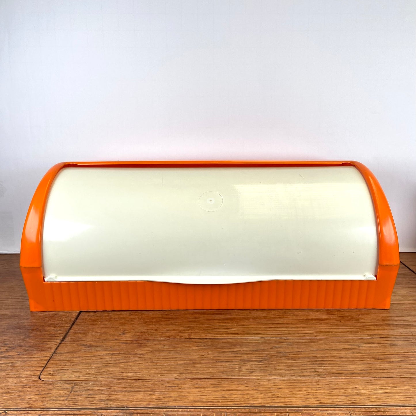 Vintage oranje broodtrommel