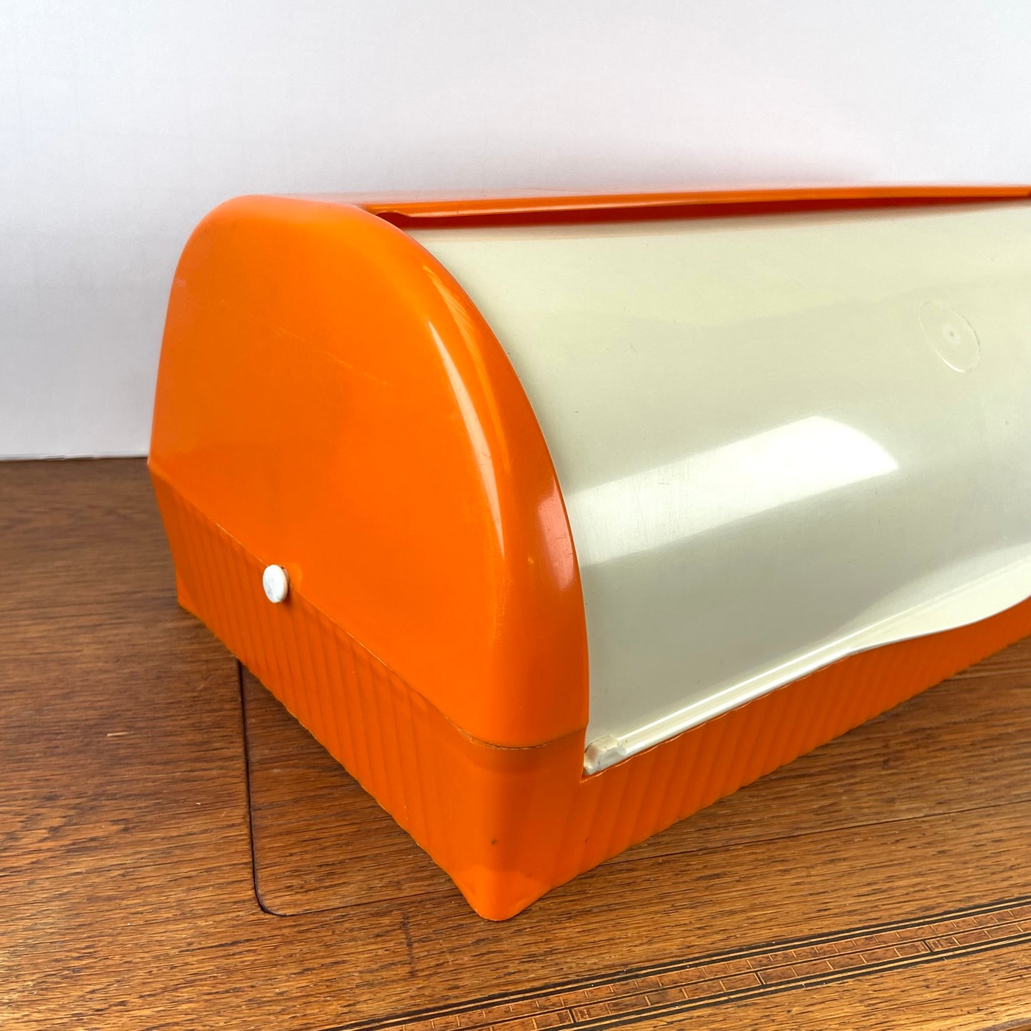 Vintage oranje broodtrommel