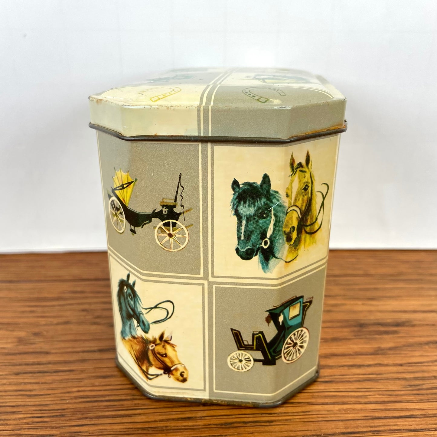 Vintage blikje paarden