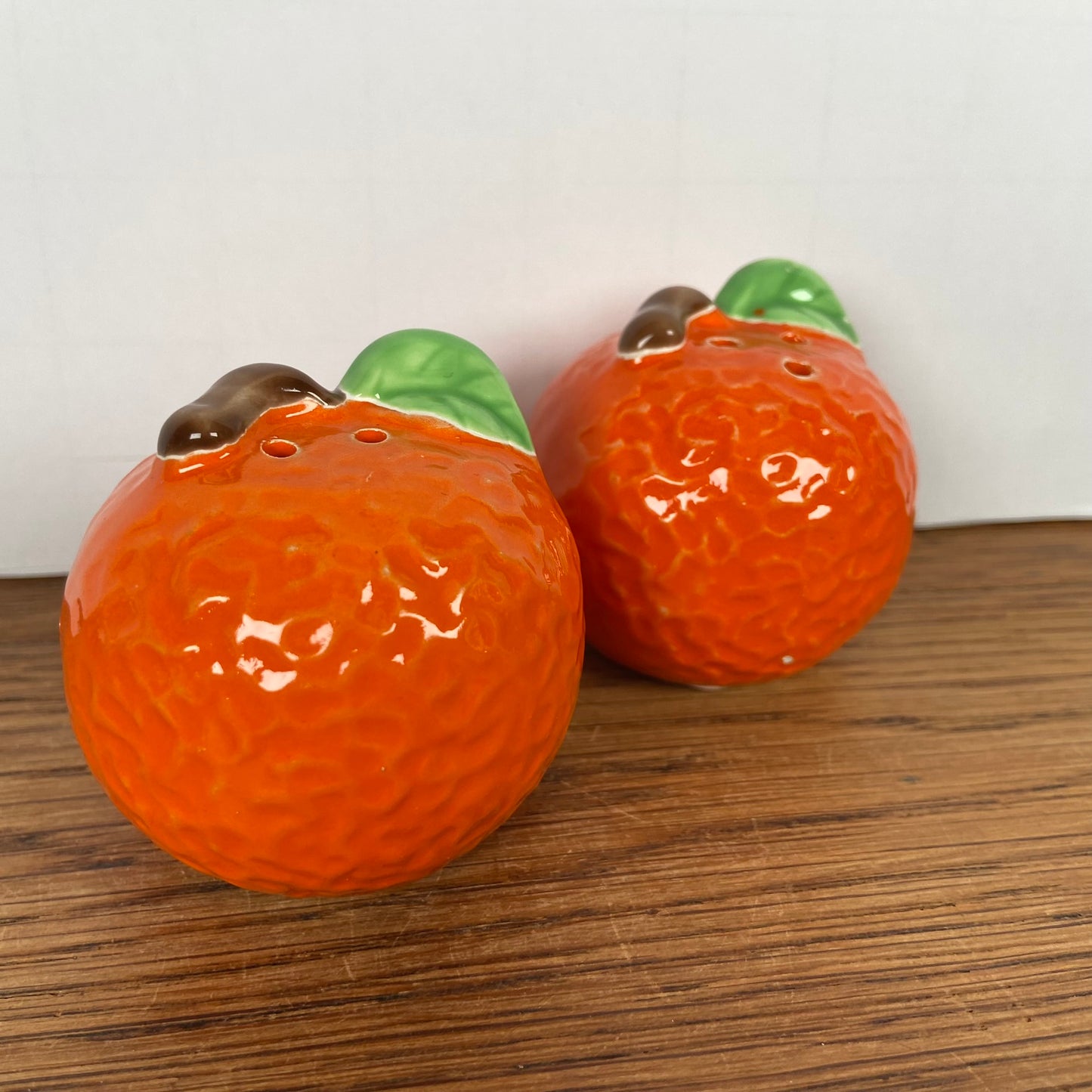 Peper en zoutstel sinaasappels