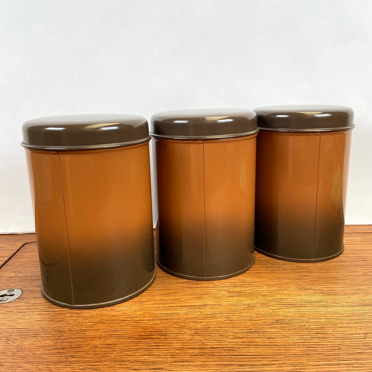 Set van 3 Vintage Brabantia bussen bruin