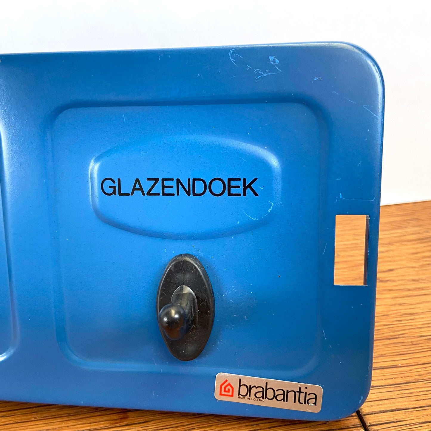 Vintage Brabantia keukendoeken rekje