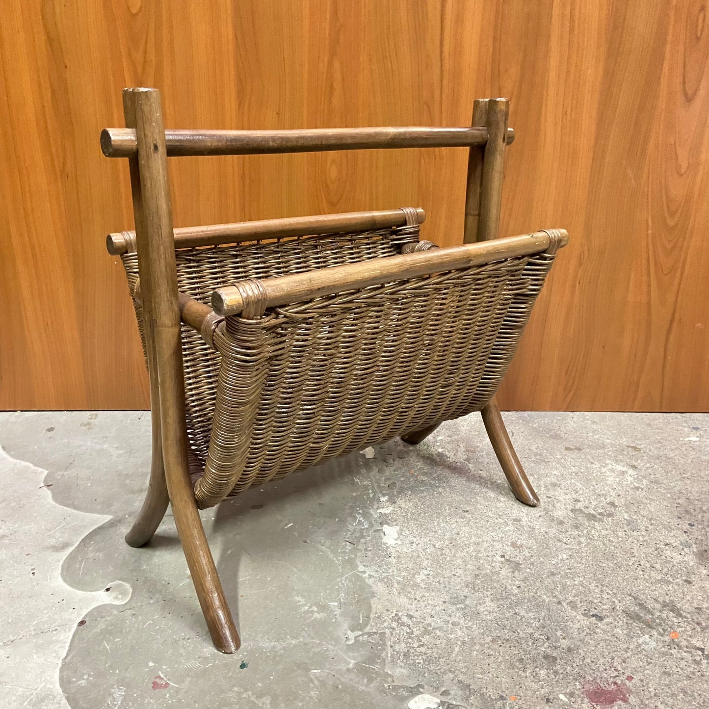 Vintage rotan lectuurmand
