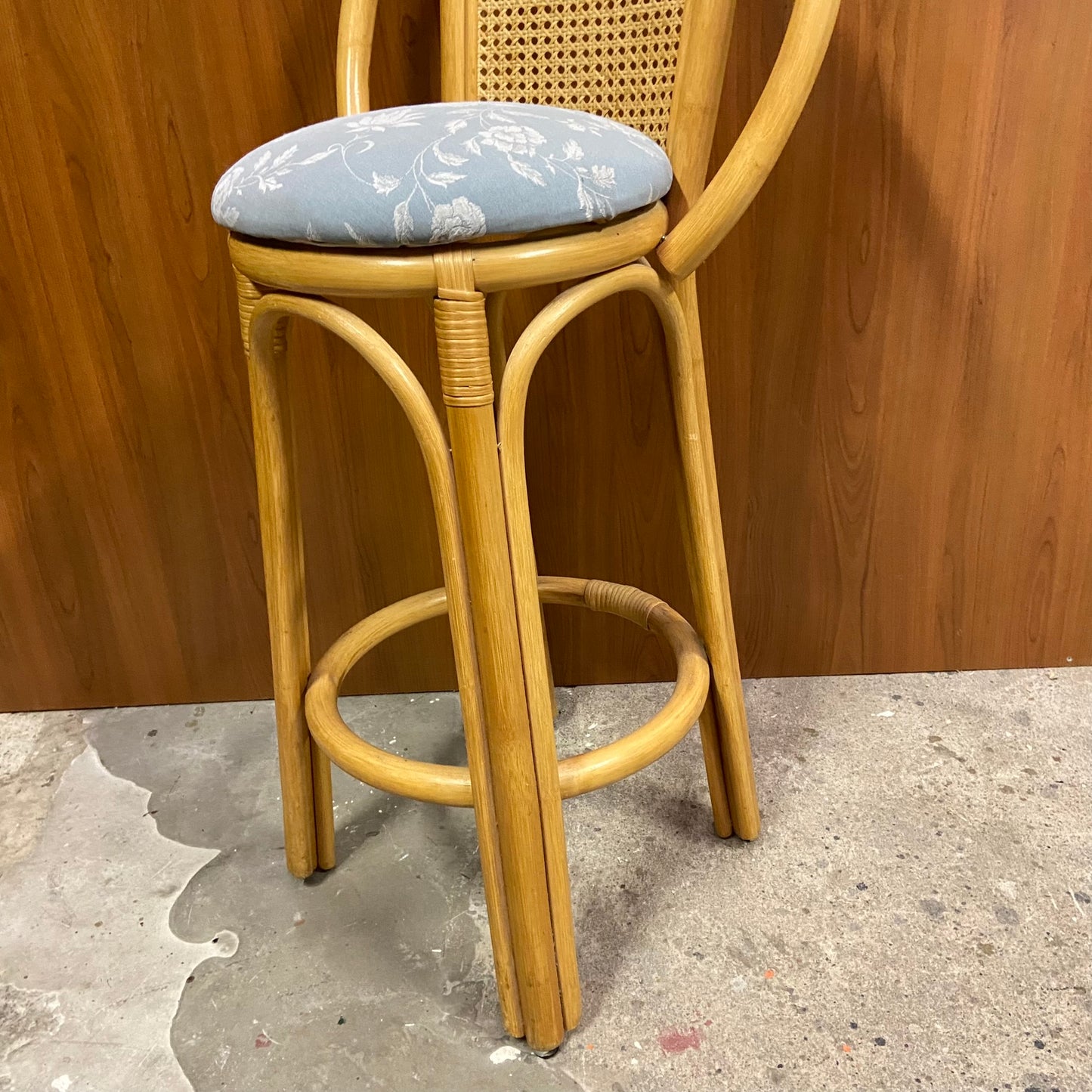 Vintage rotan barkruk