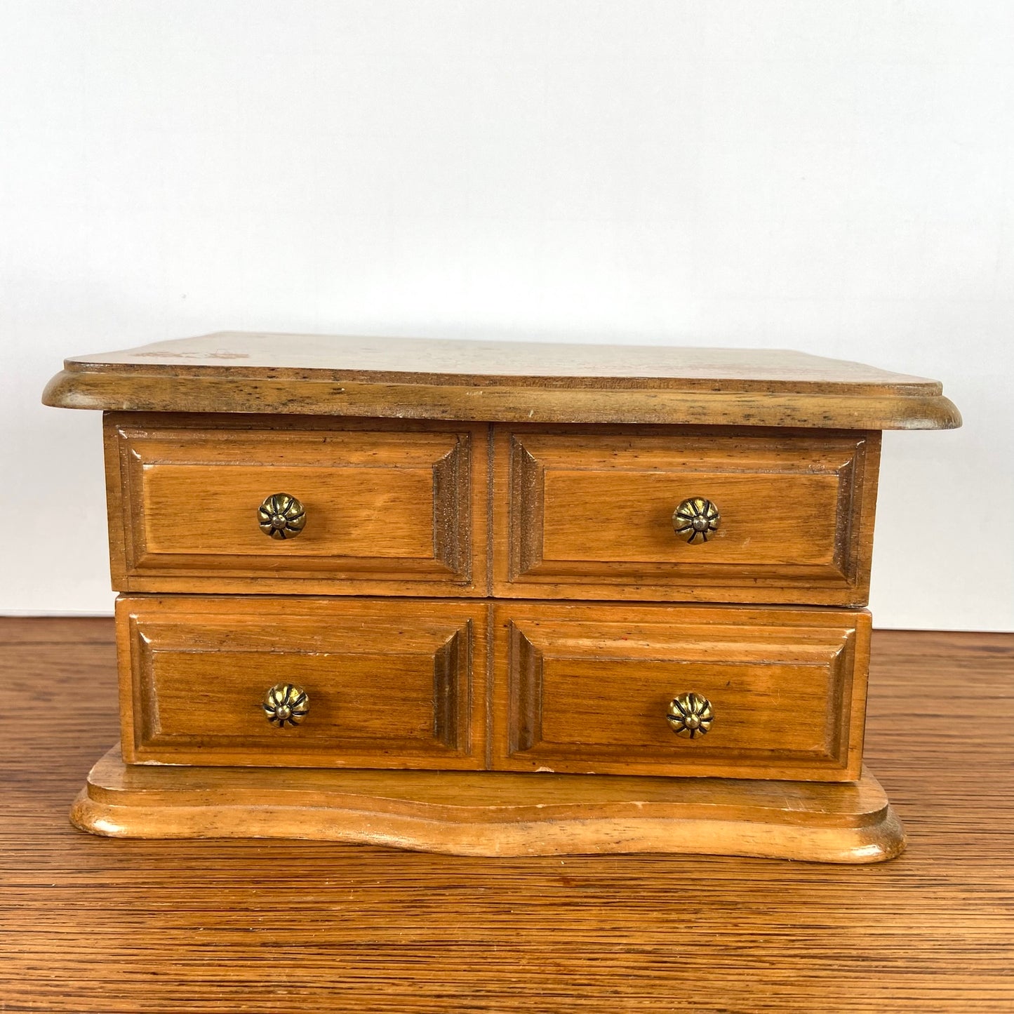 Vintage houten sieradenkistje