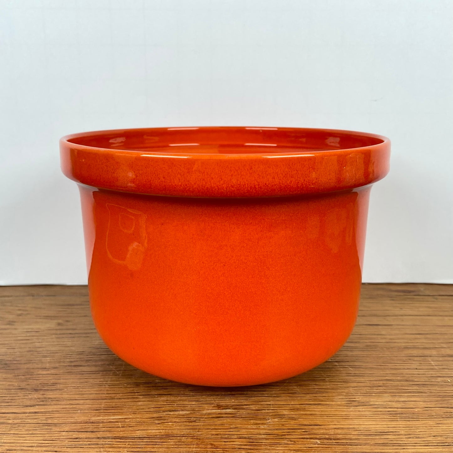 Vintage oranje bloempot