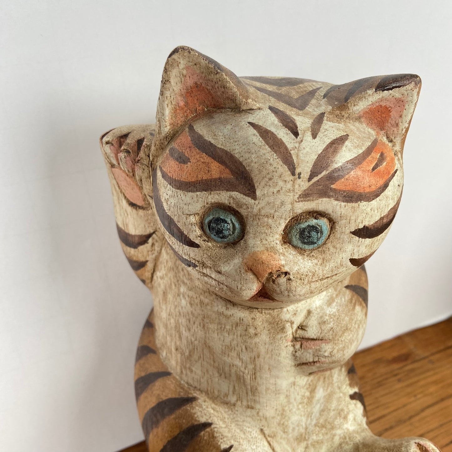 Massief houten katten beeld