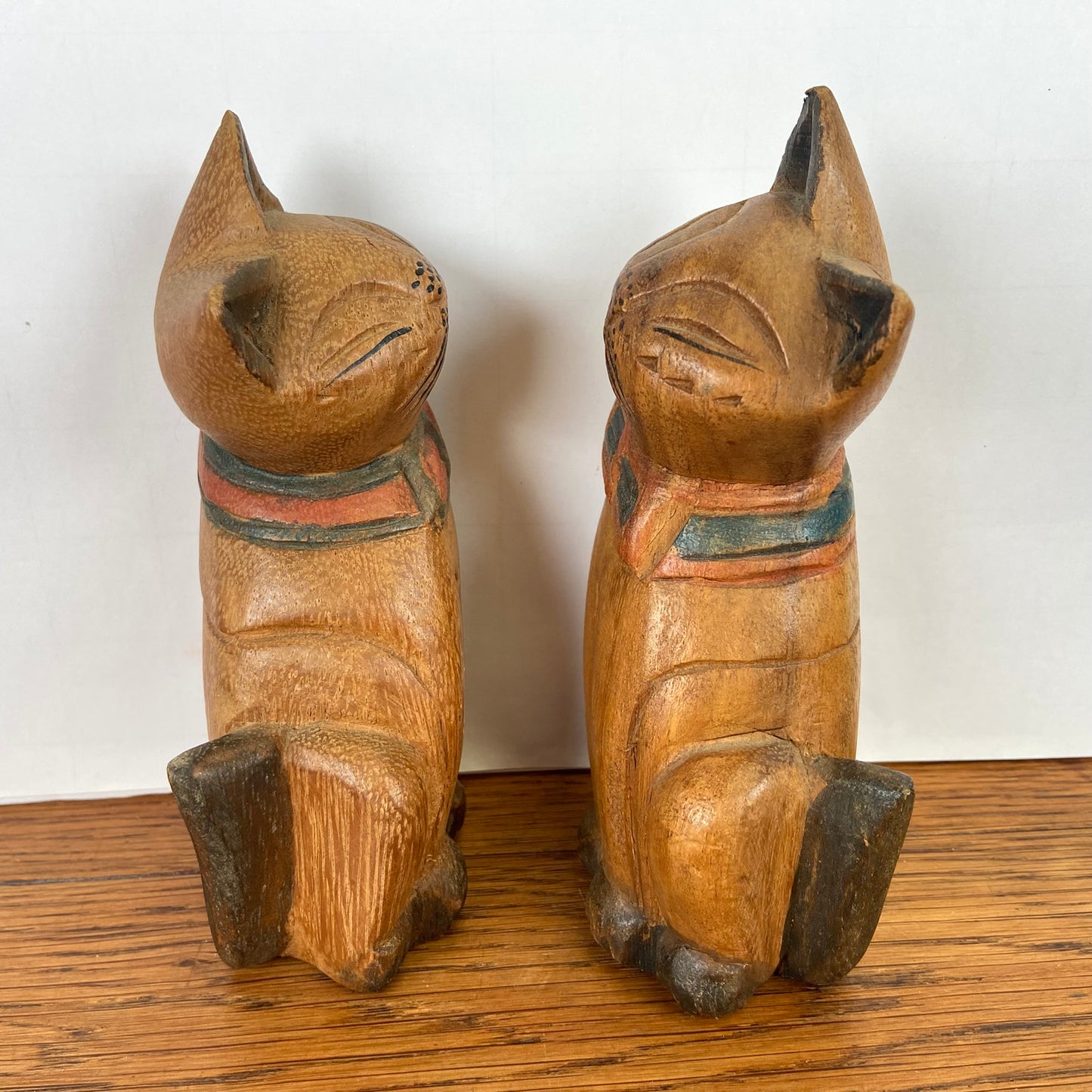 Vintage houten kattenstel
