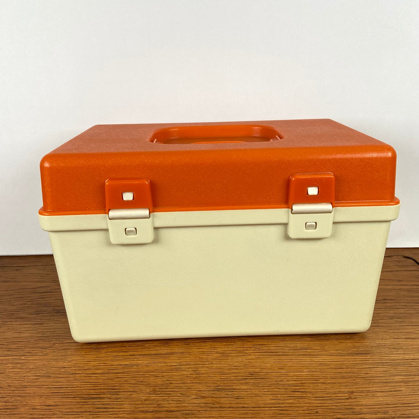 Kleine vintage naaibox curver