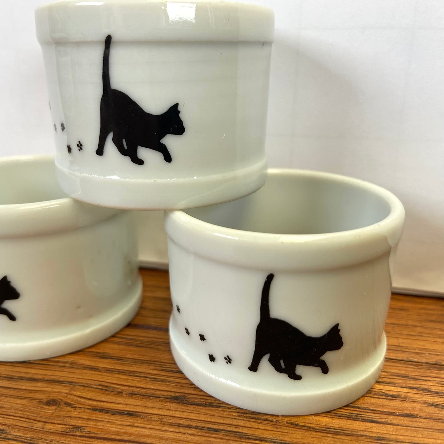 Vintage servetringen katten