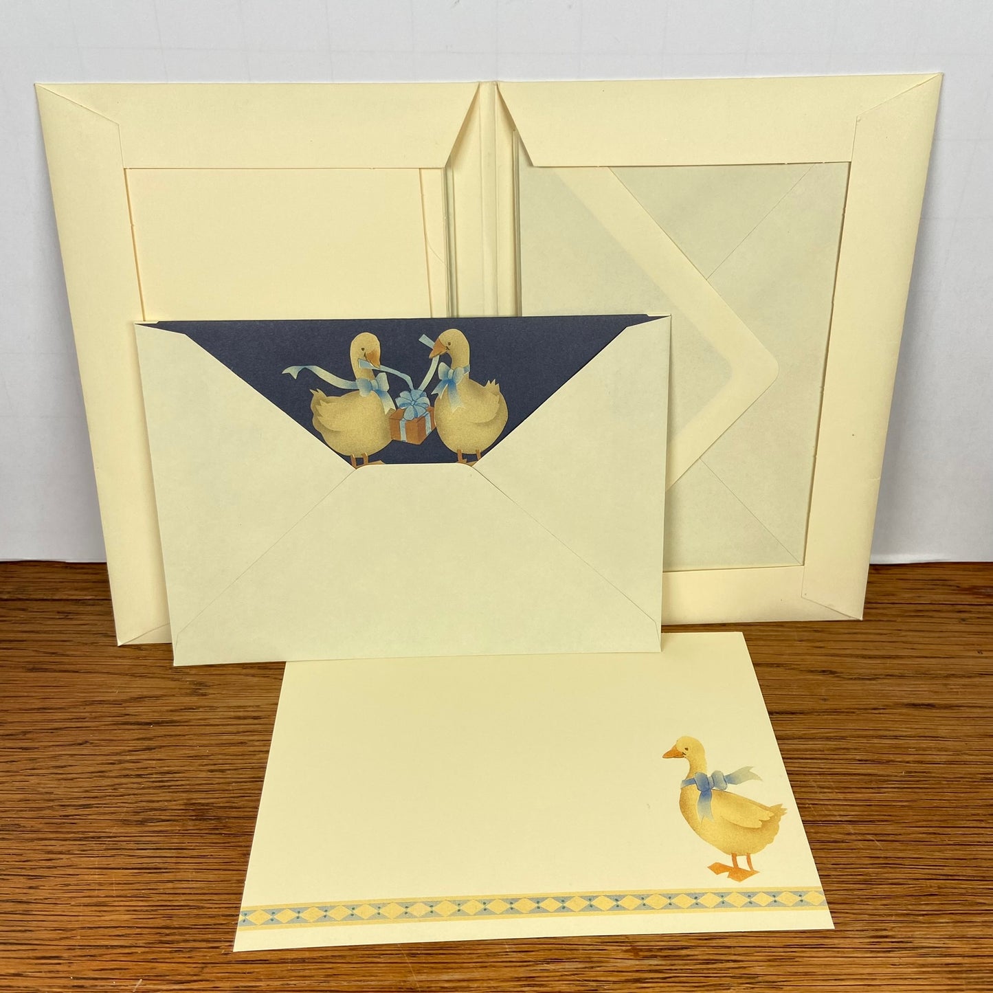 Kaartjes met enveloppen