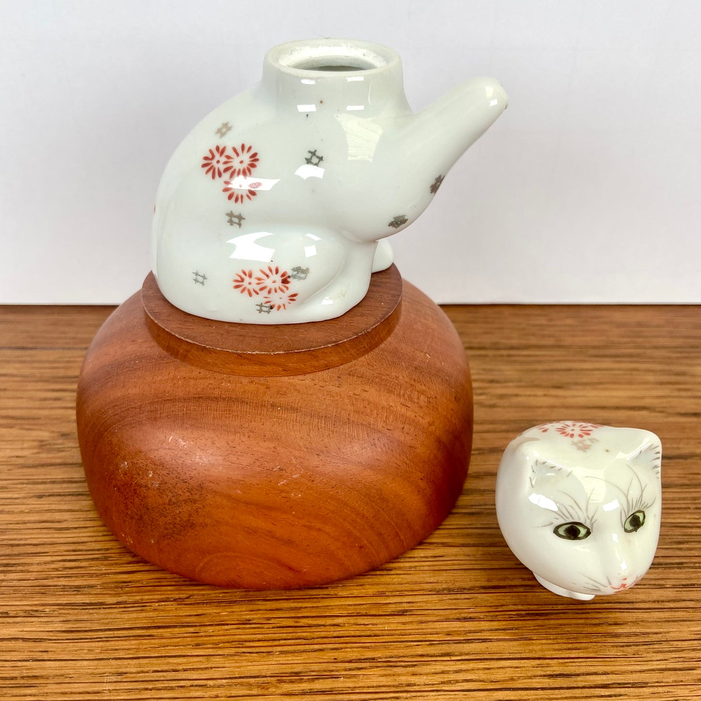 Vintage mini theepotje kat
