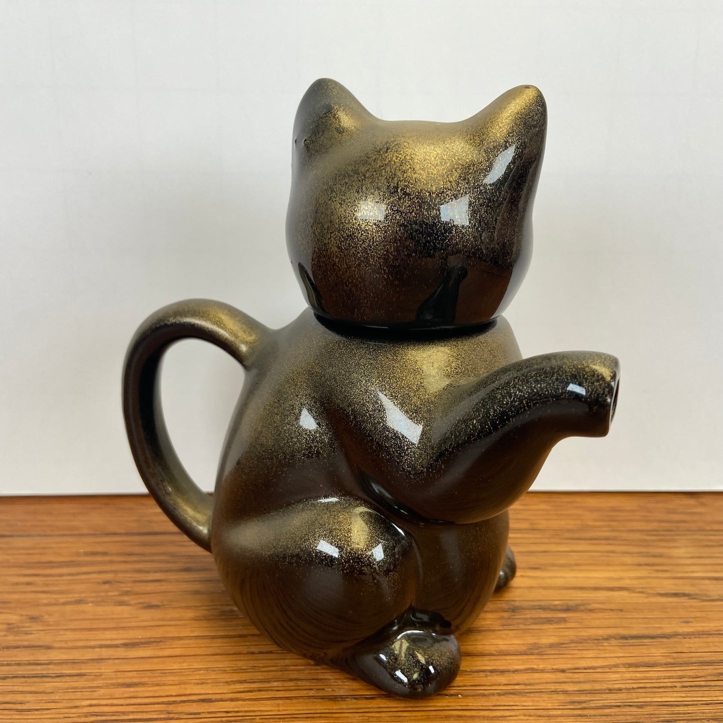 Vintage brons kleurige theepot kat
