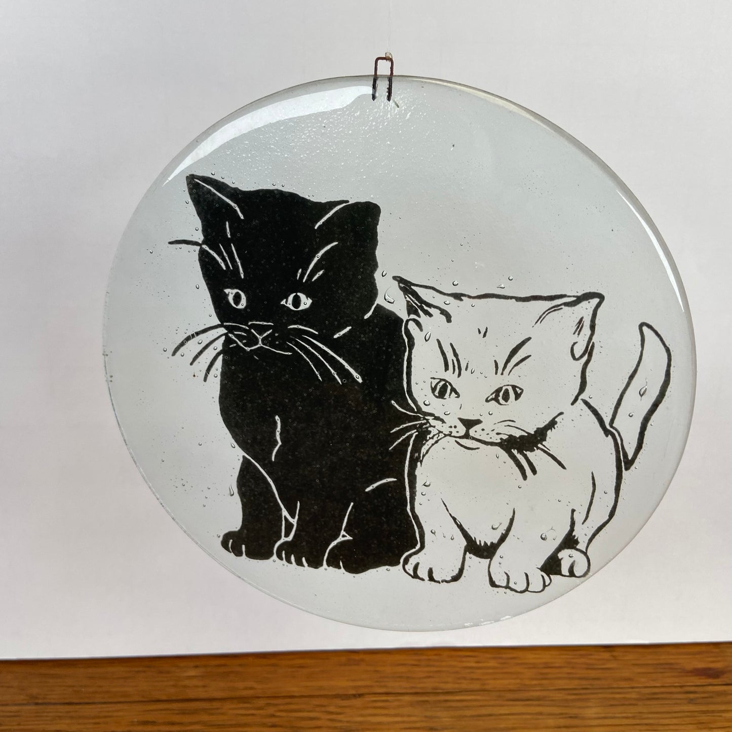 Glazen raamhanger katten rond