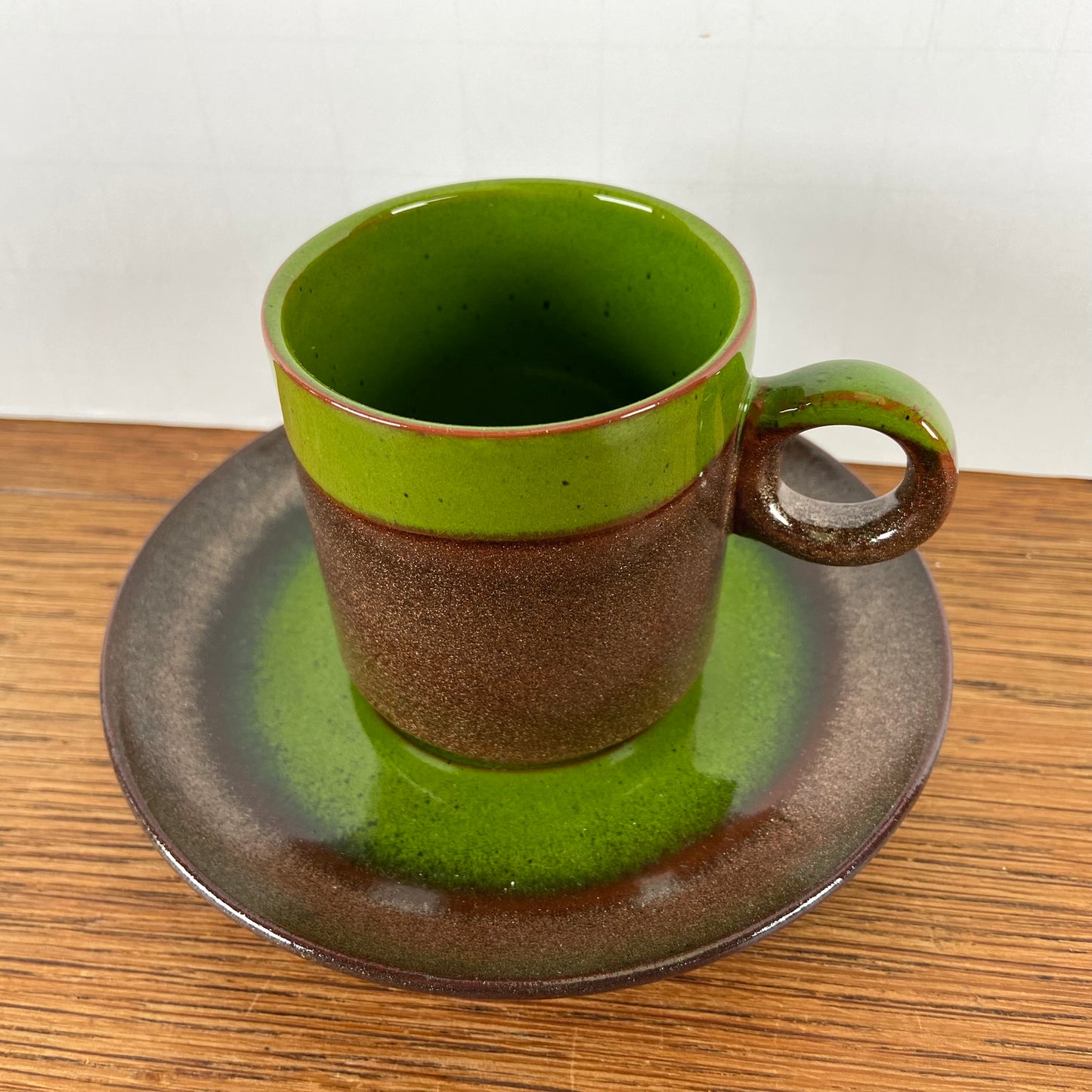 Kop en schouten groen bruin