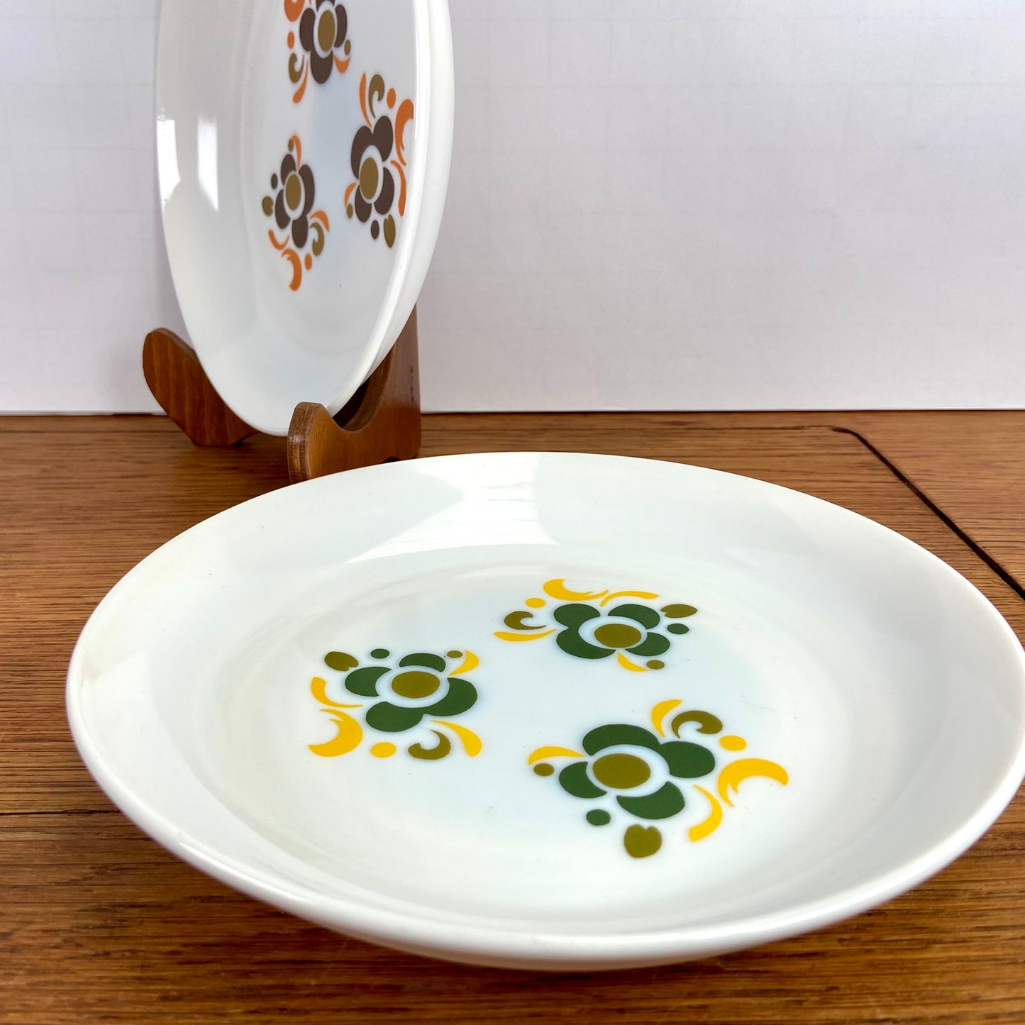 Vintage Arcopal Knorr borden