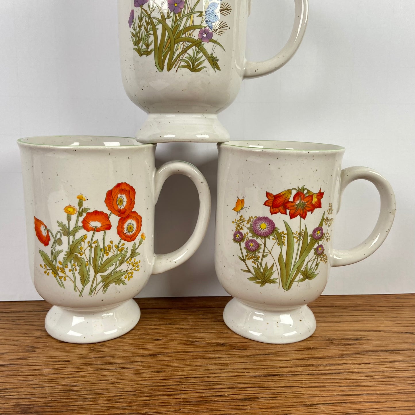 3 wilde bloemen mokken met oor