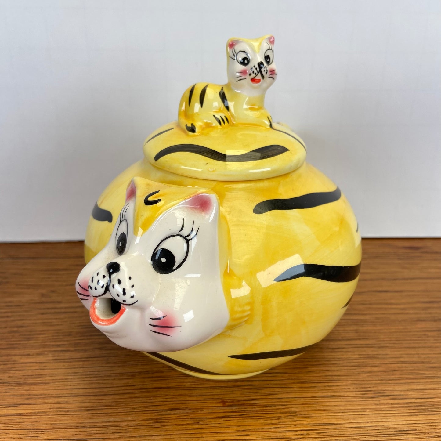 Siaki Theepot kat