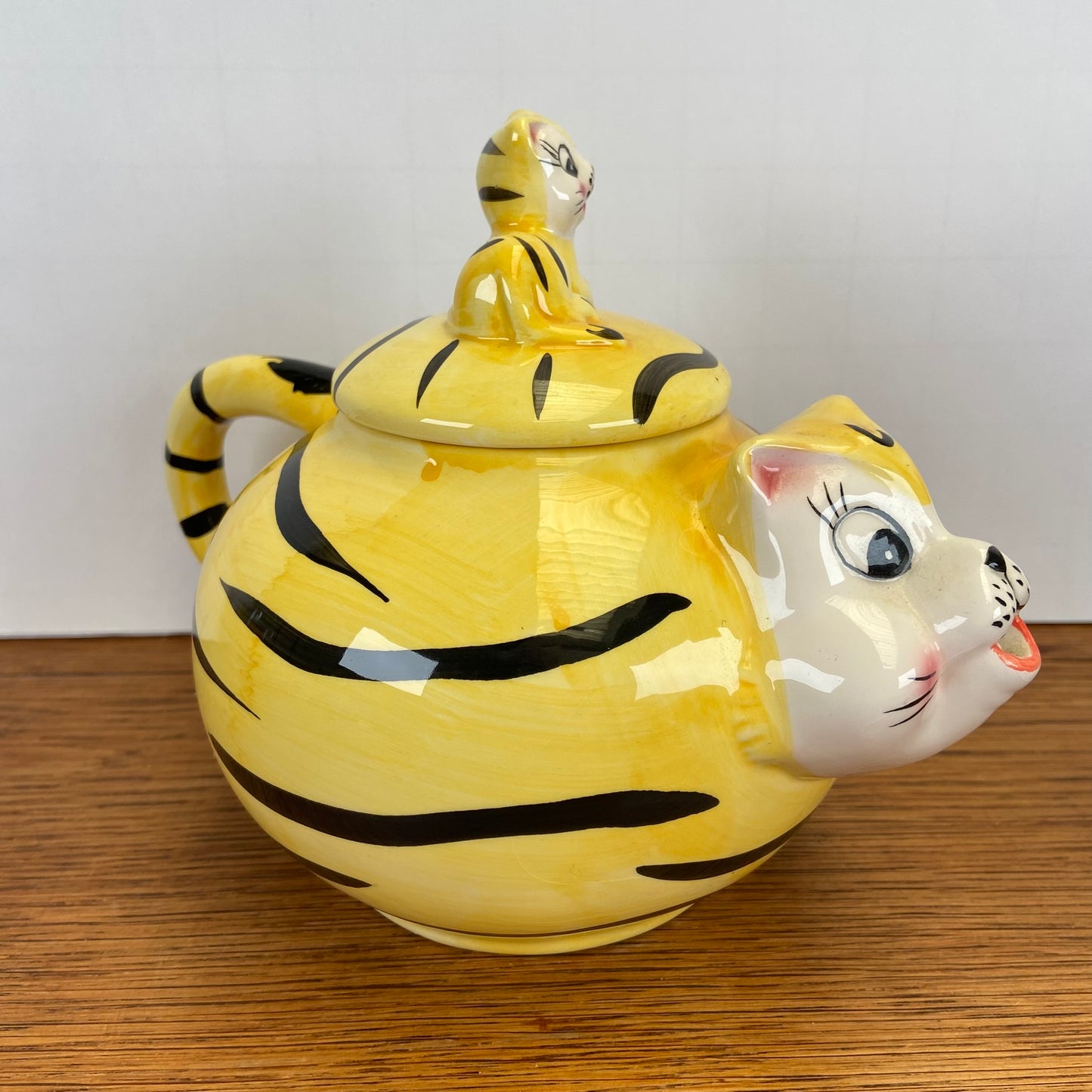 Siaki Theepot kat